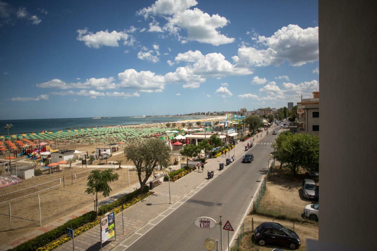 Hotel Cliff Rimini Exterior foto